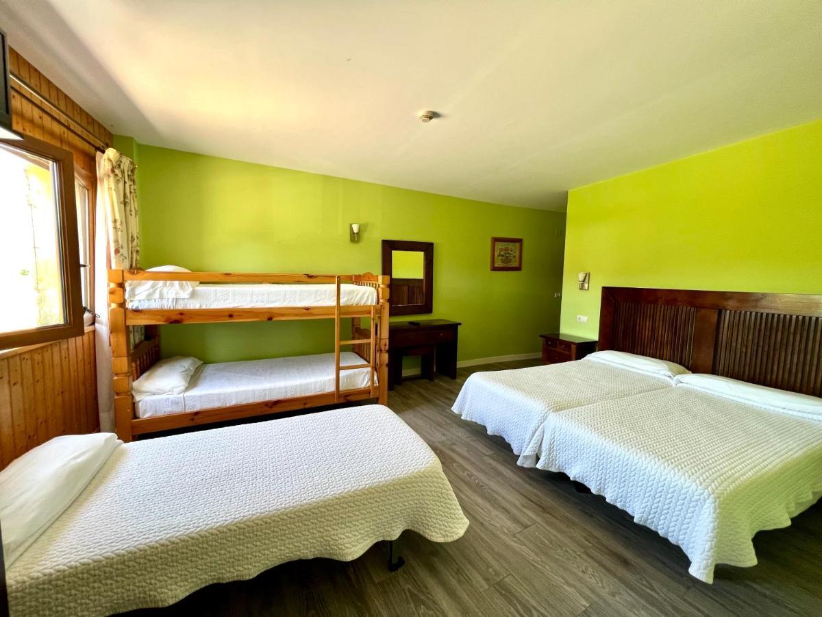 Hotel Villa Maria Ревилья-де-Камарго Экстерьер фото