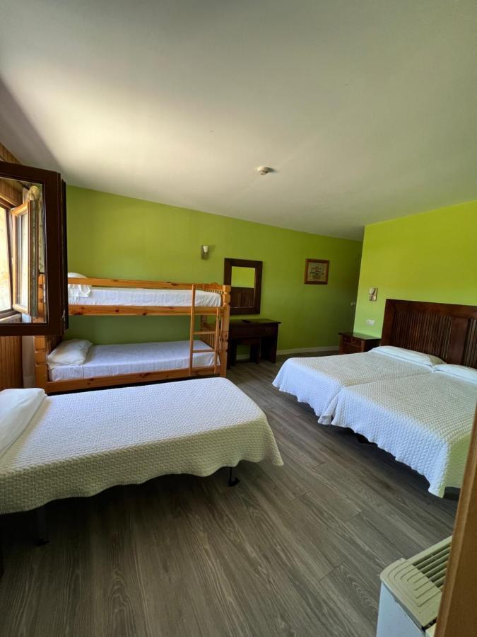 Hotel Villa Maria Ревилья-де-Камарго Экстерьер фото